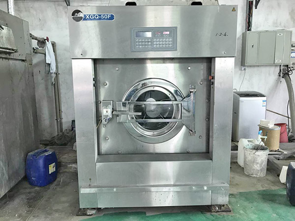 ​工业洗衣机怎样延长使用寿命